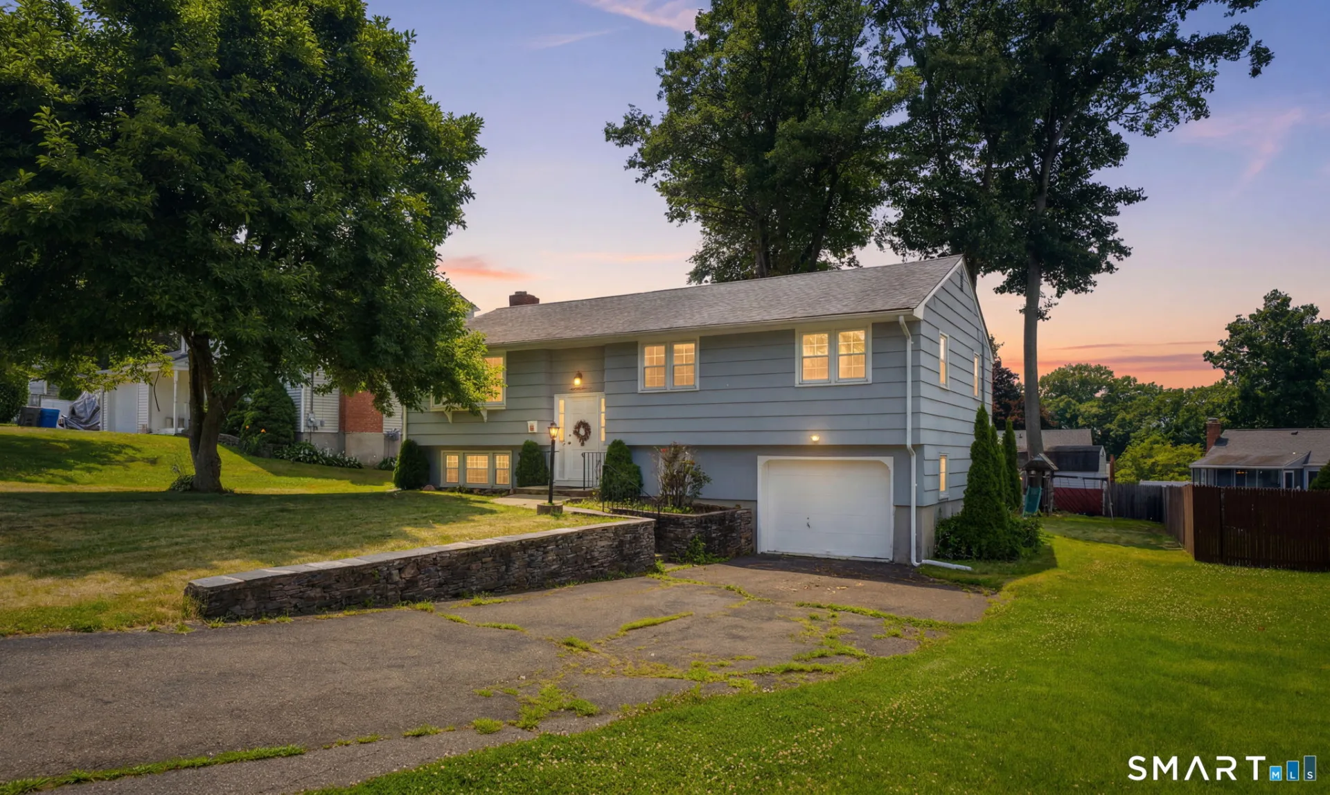 77 Clarendon Terrace, Newington, CT