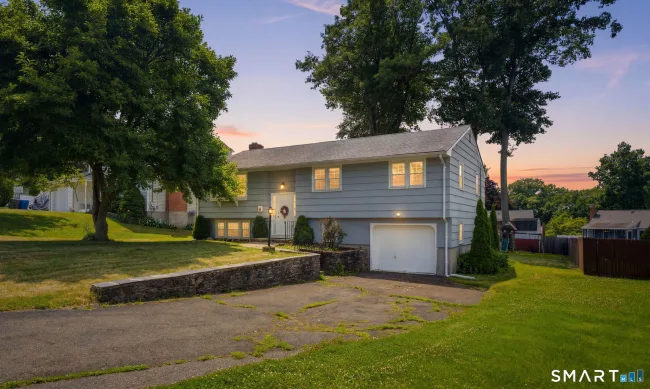 77 Clarendon Terrace, Newington, CT