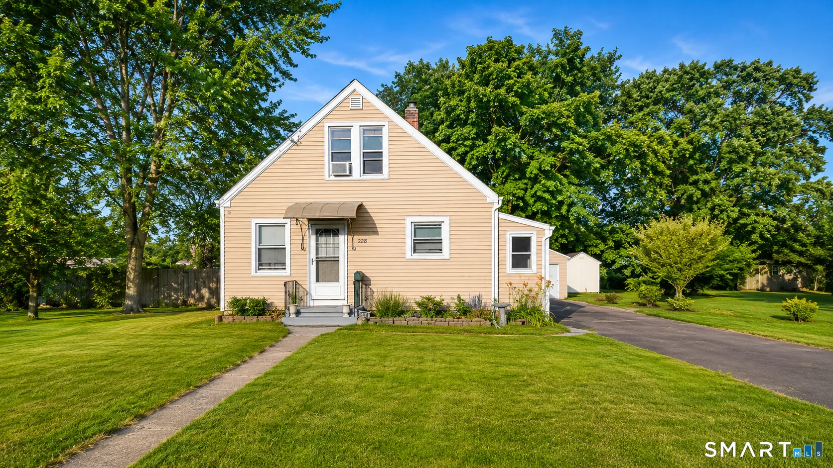 228 Douglas Drive, Meriden, CT