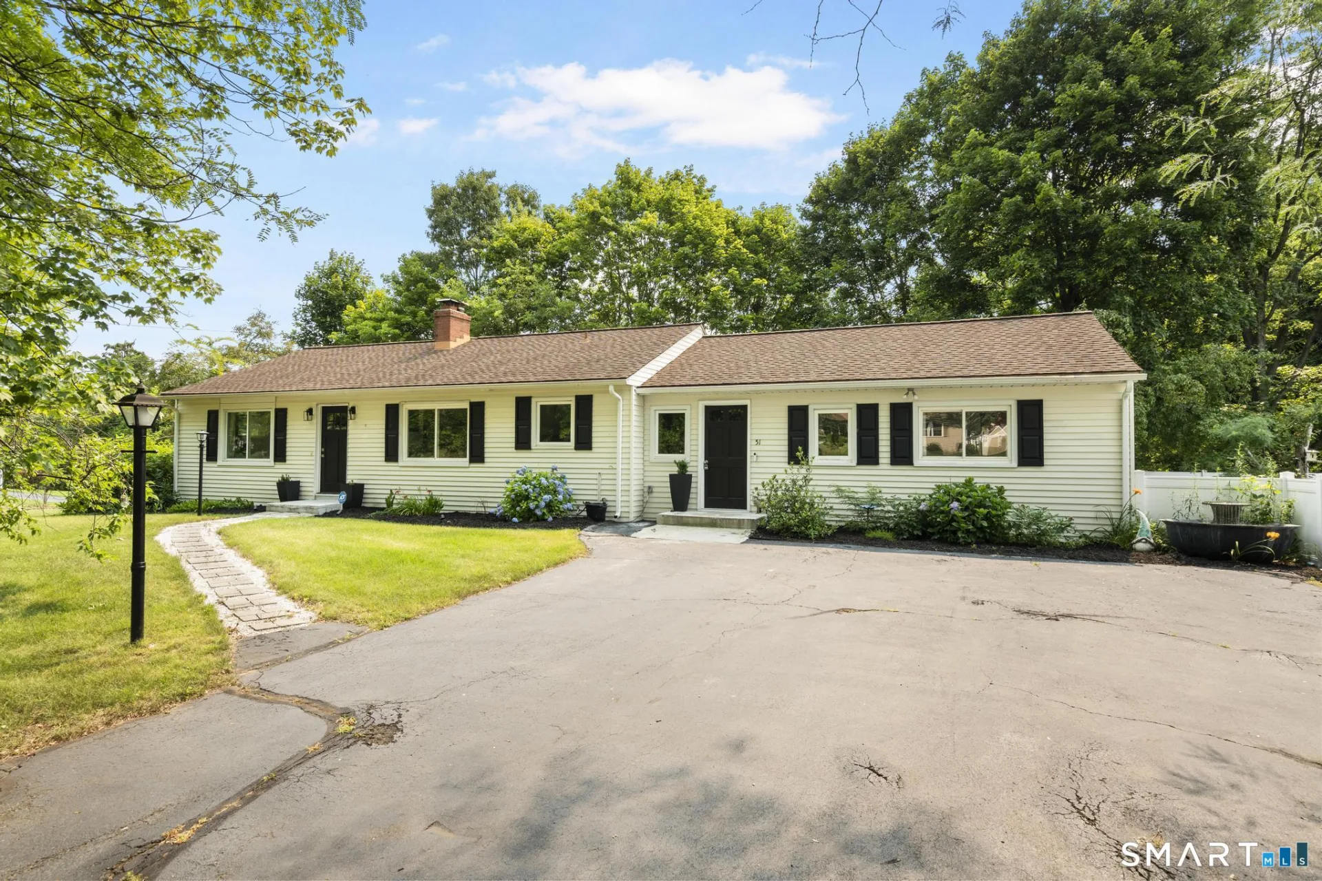 51 Mohawk Drive, Wallingford, CT