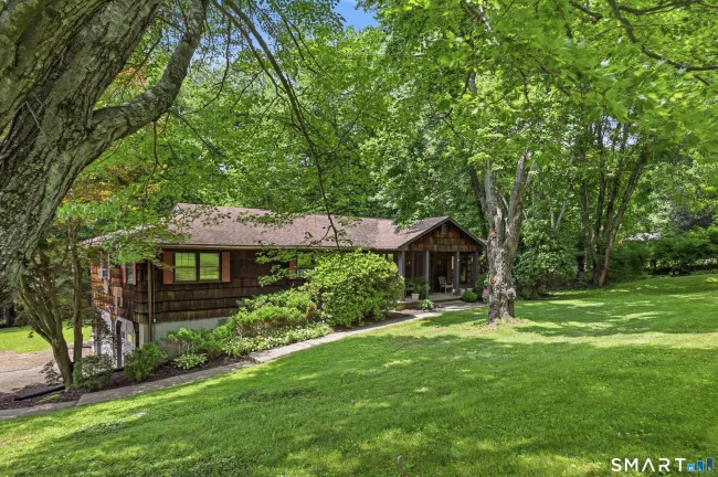 22 Ridge Road