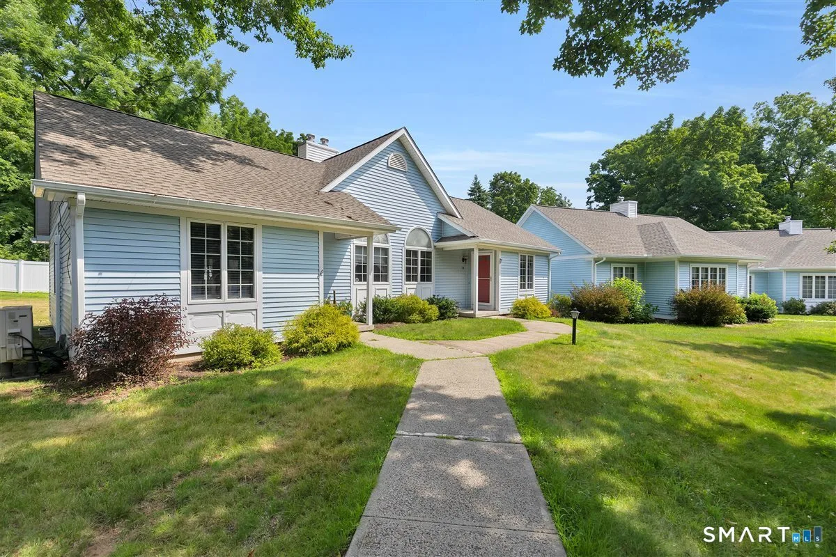 6 Bittersweet Ridge #B, Middlefield, CT