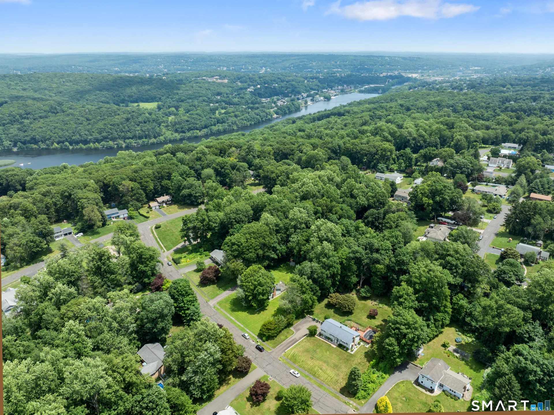 19 Driftwood Lane, Shelton, CT