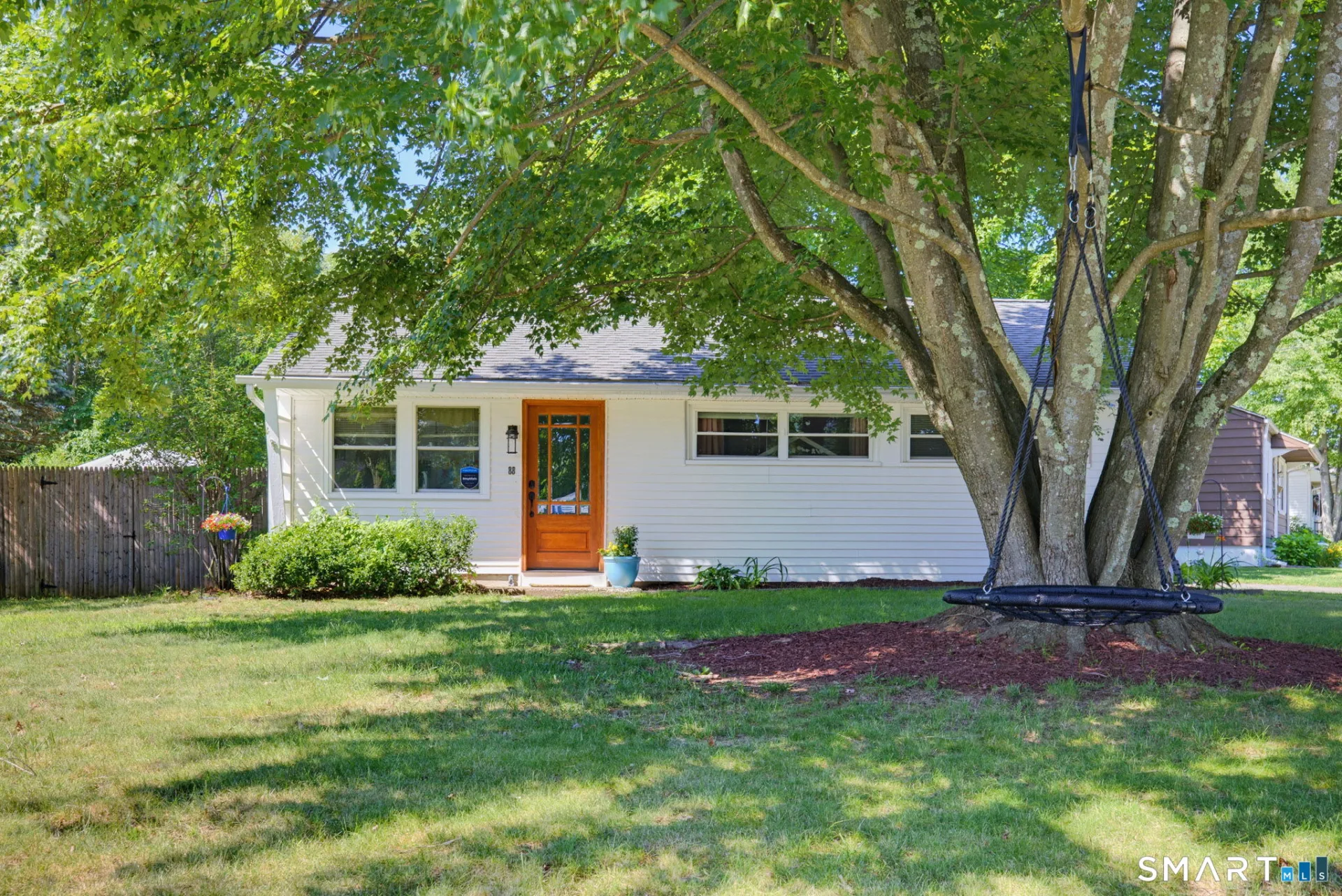 88 Lawncrest Drive, Southington, CT