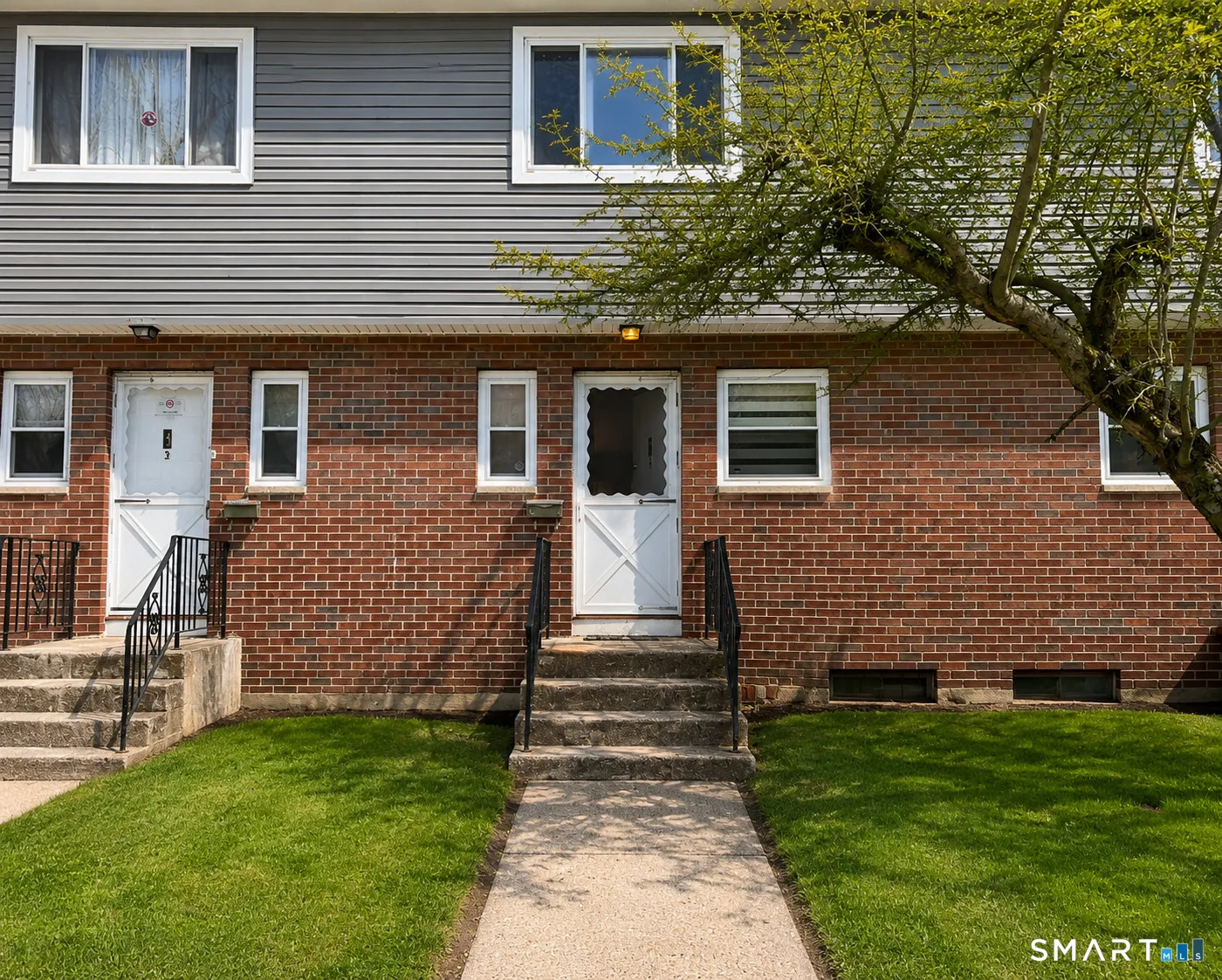 2 Camelot Drive #4, Bloomfield, CT