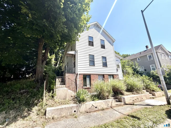435 Myrtle Street