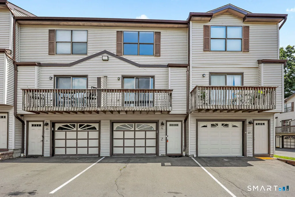 15 Crest Street #D26, West Haven, CT