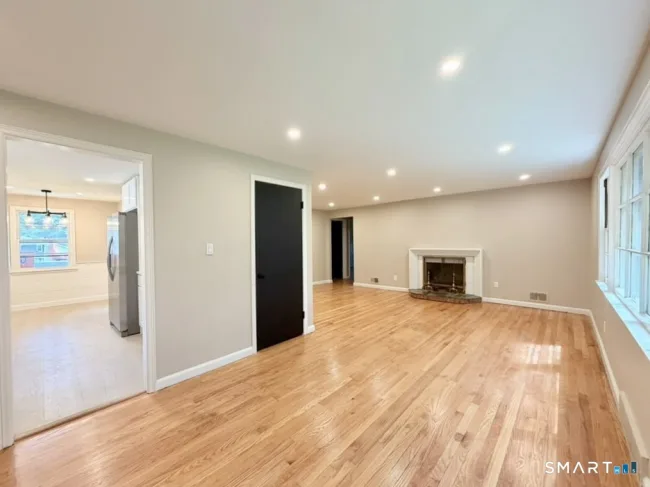 1 Long Hill Terrace