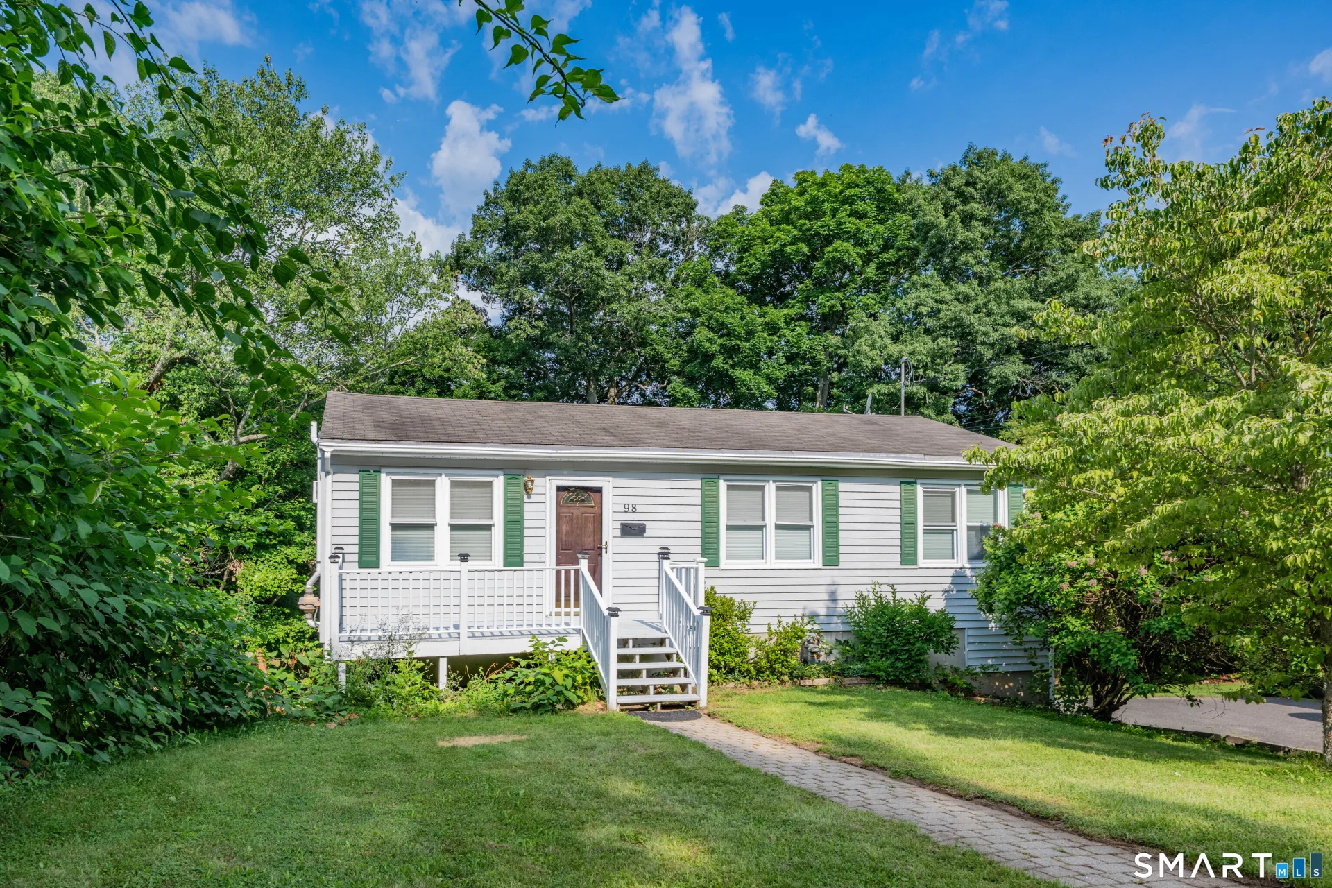 98 Greenwood Street, Watertown, CT
