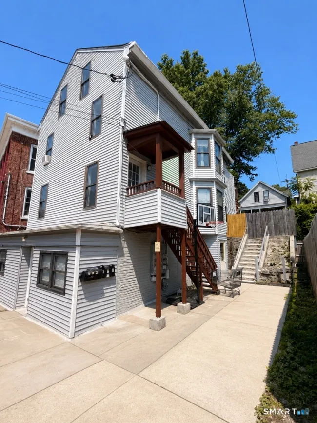 502 East Main Street, Norwich, CT