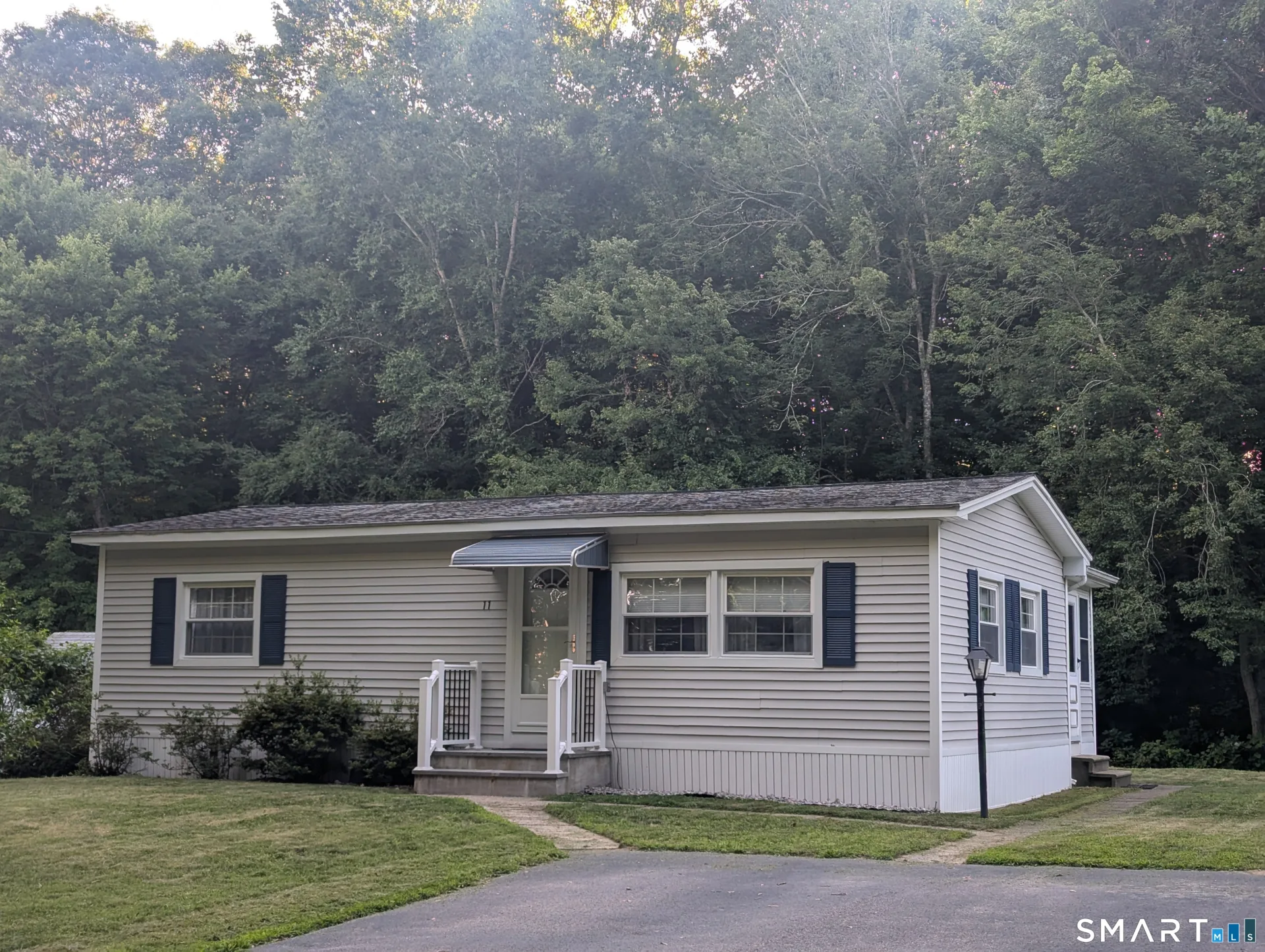 11 Old Forge Road, Westbrook, CT