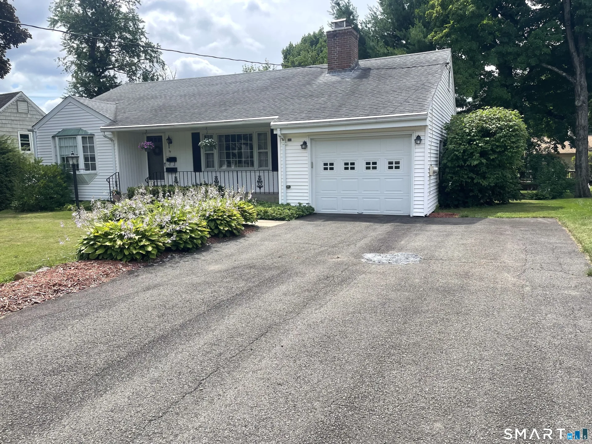 27 Fairway Drive, New Britain, CT