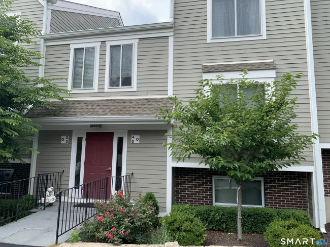 71 Aiken Street #O3