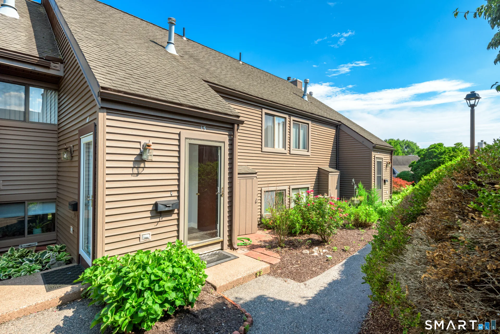 15 Hollister Way #15, Glastonbury, CT