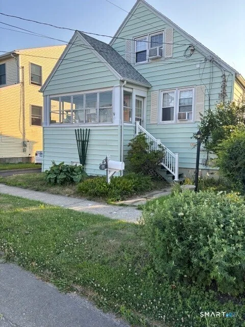 91 College Street, Stratford, CT
