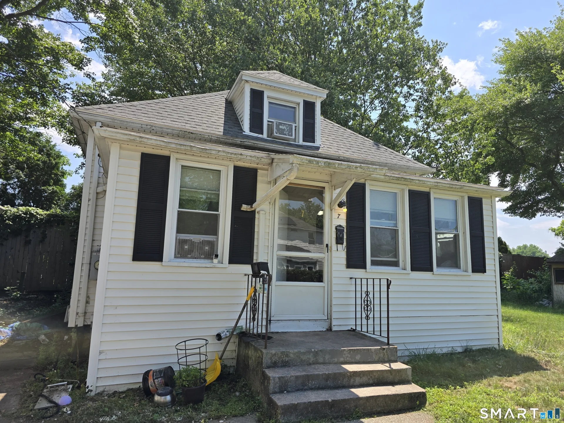7 Willys Street, East Hartford, CT