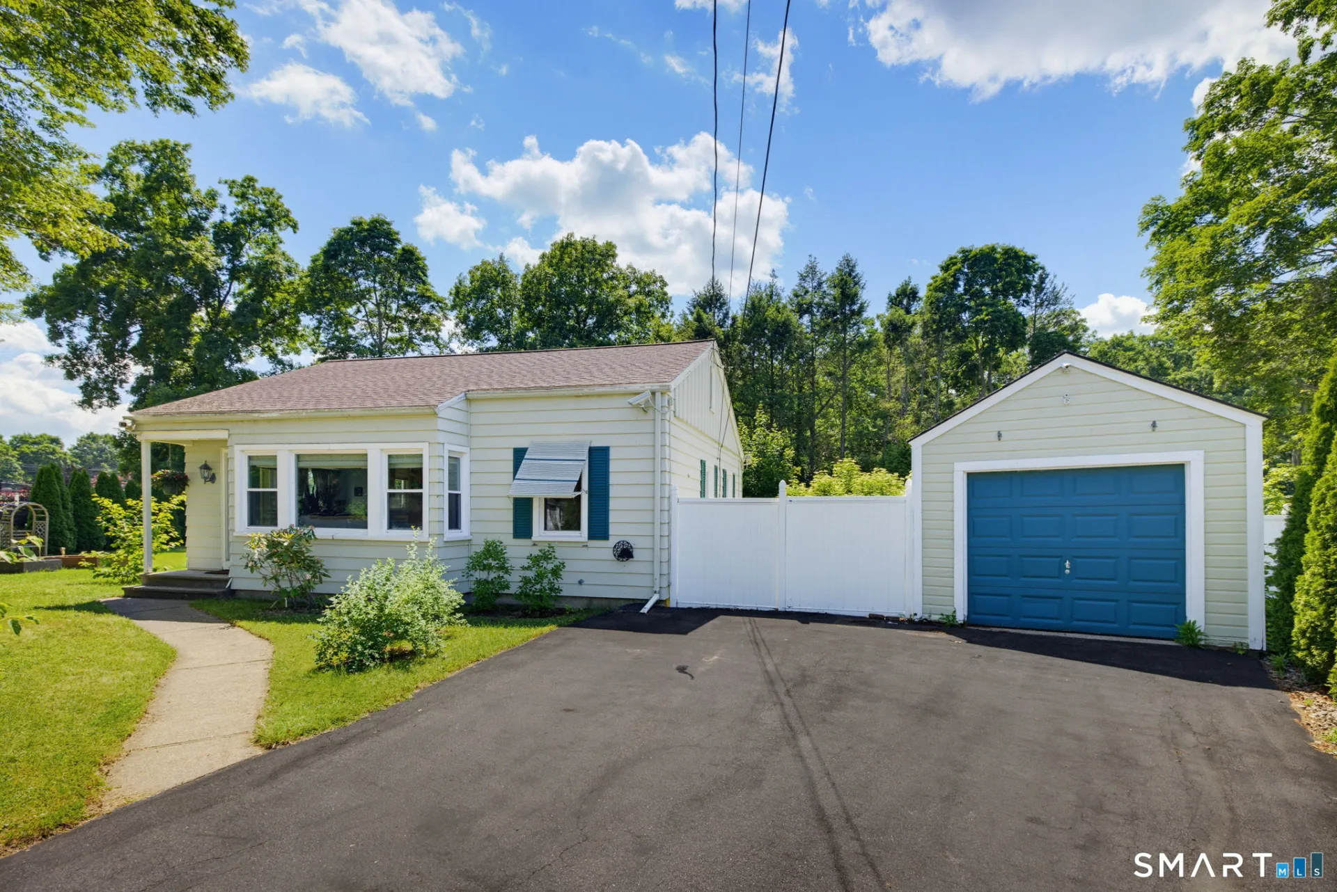 19 Burton Avenue, Norwich, CT