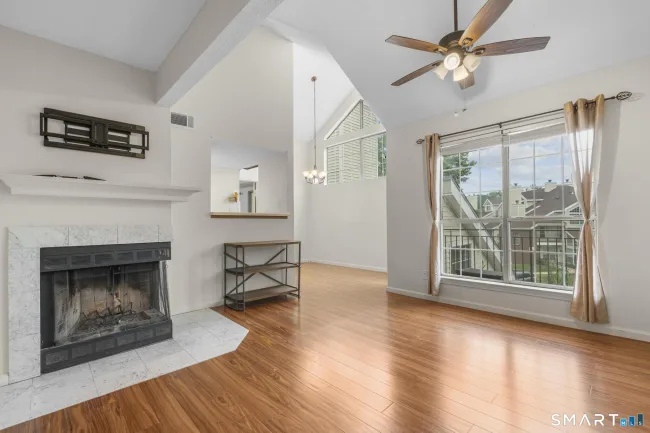 222 Carriage Crossing Lane #222, Middletown, CT