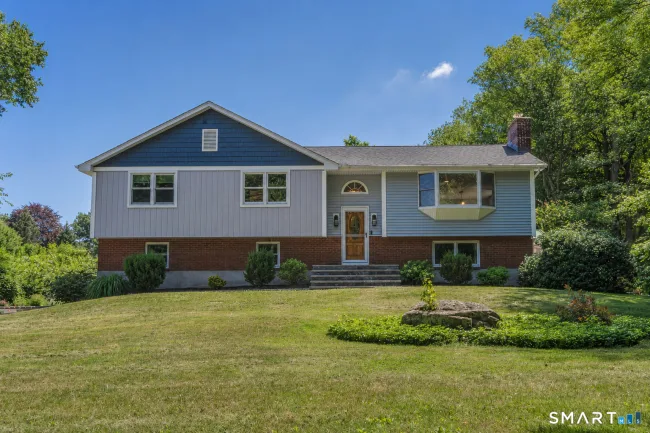 12 Villa Louisa Road, Bolton, CT
