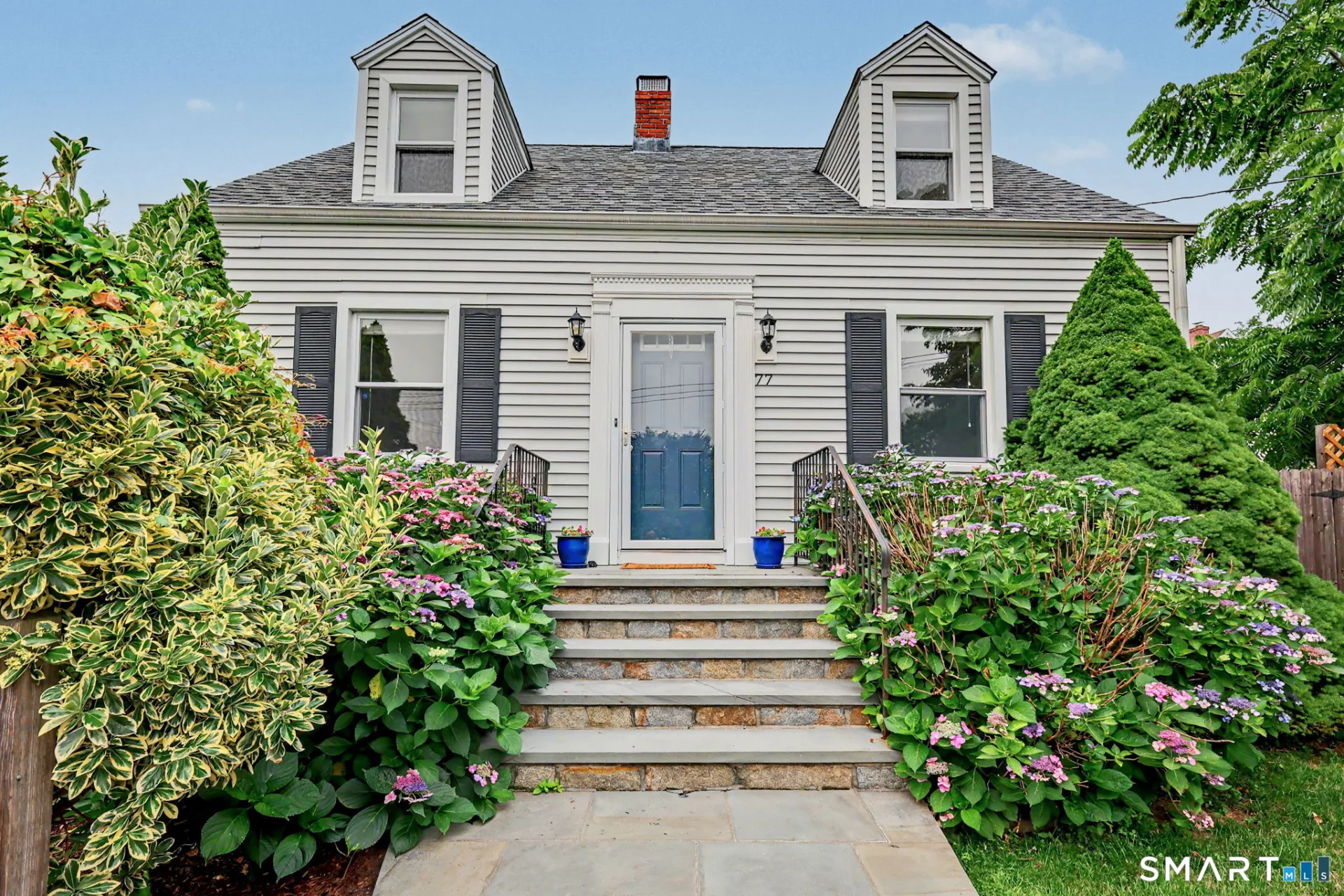 77 Round Hill Road, Fairfield, CT
