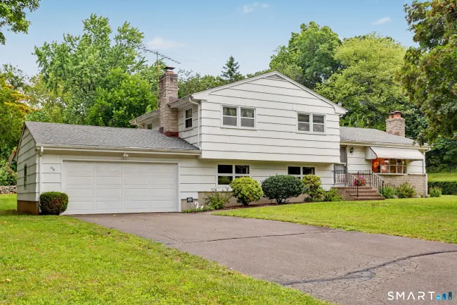 116 Campbell Road, Trumbull, CT