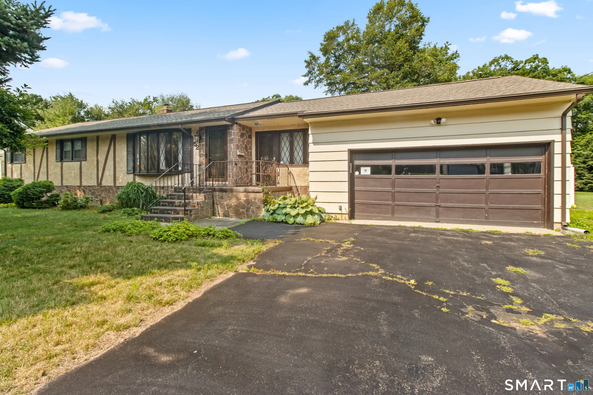 52 Grove Road, North Haven, CT
