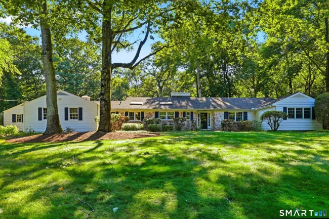 18 Linda Lane, Darien, CT