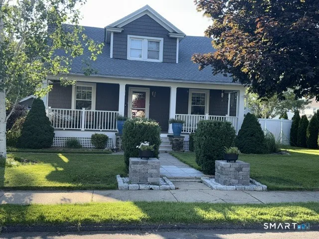 1 Spruce Street, Plainville, CT