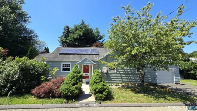 28 Elberta Avenue