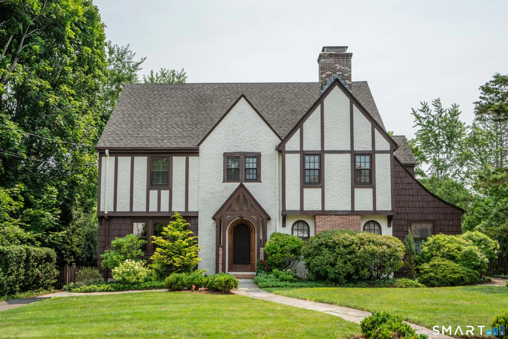 20 Fernwood Road, West Hartford, CT