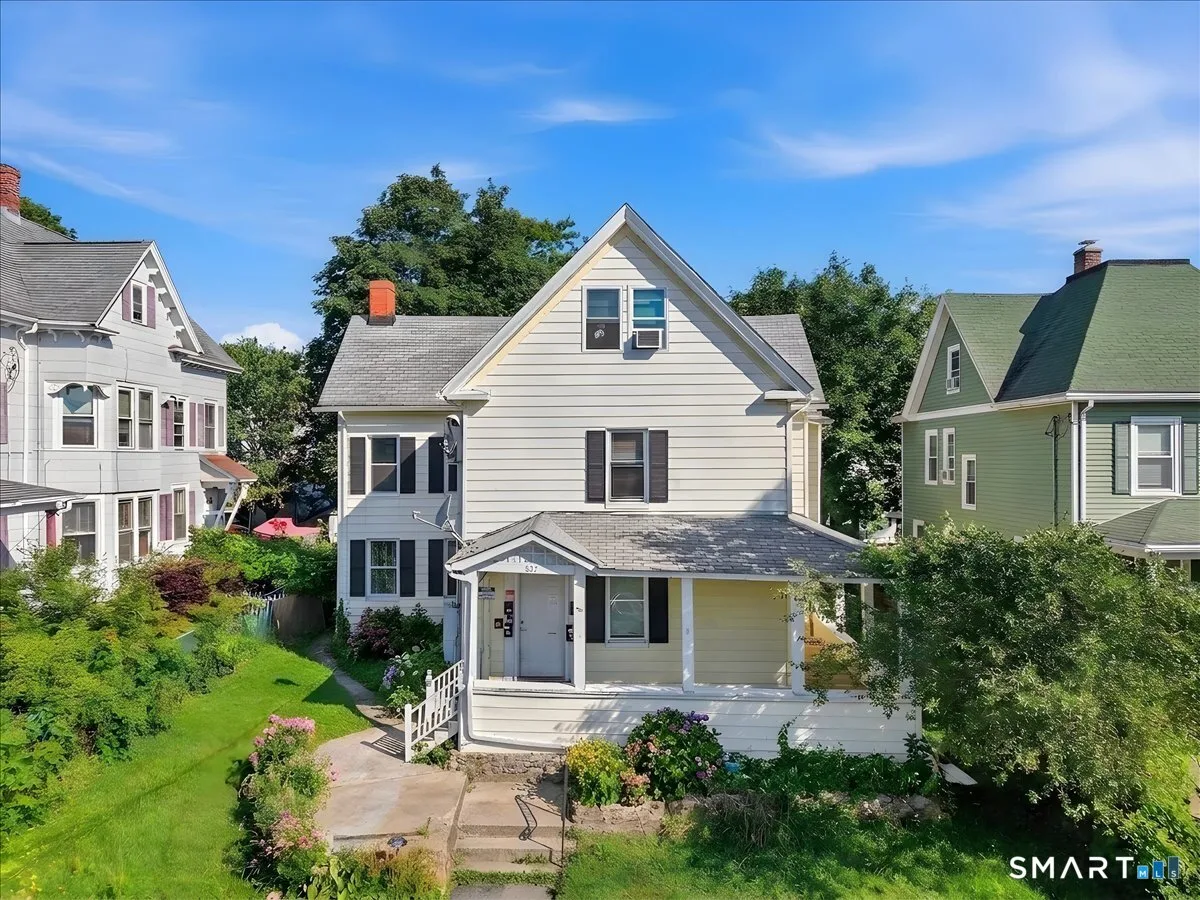 837 Bank Street, New London, CT