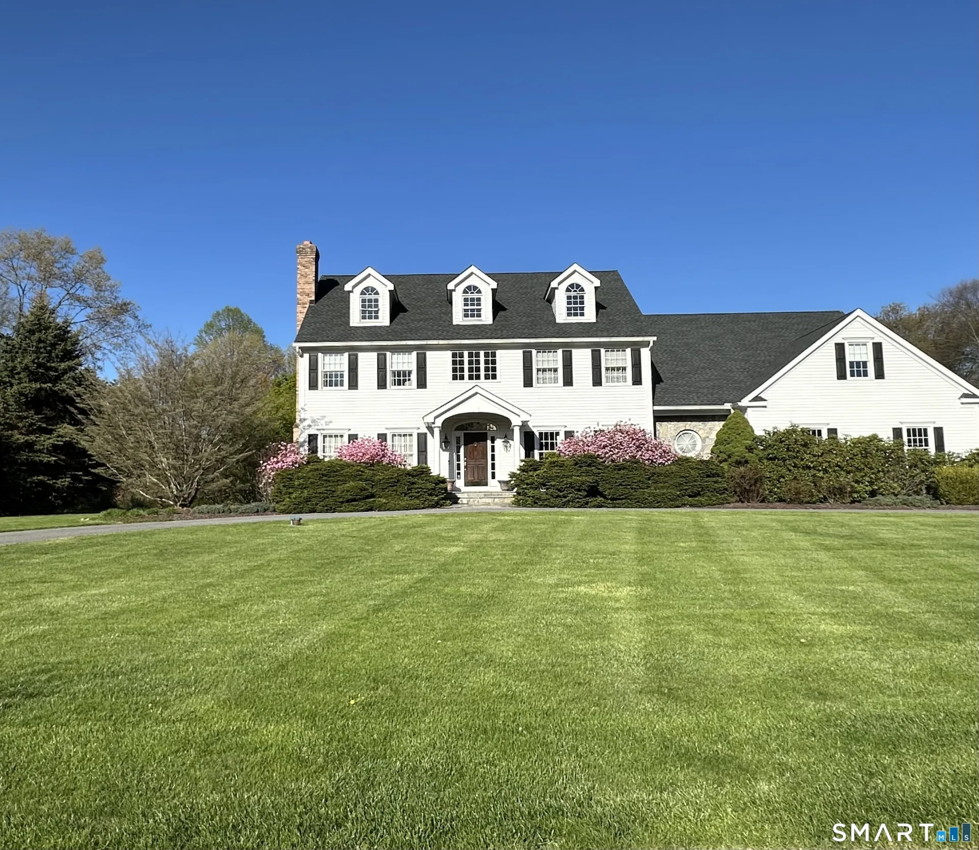21 Merlins Lane, Newtown, CT