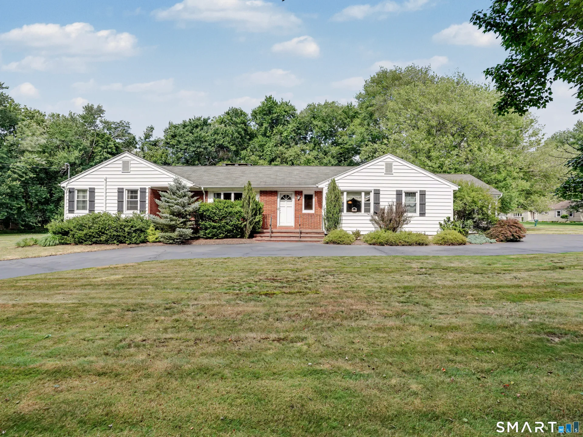 579 Racebrook Road, Orange, CT