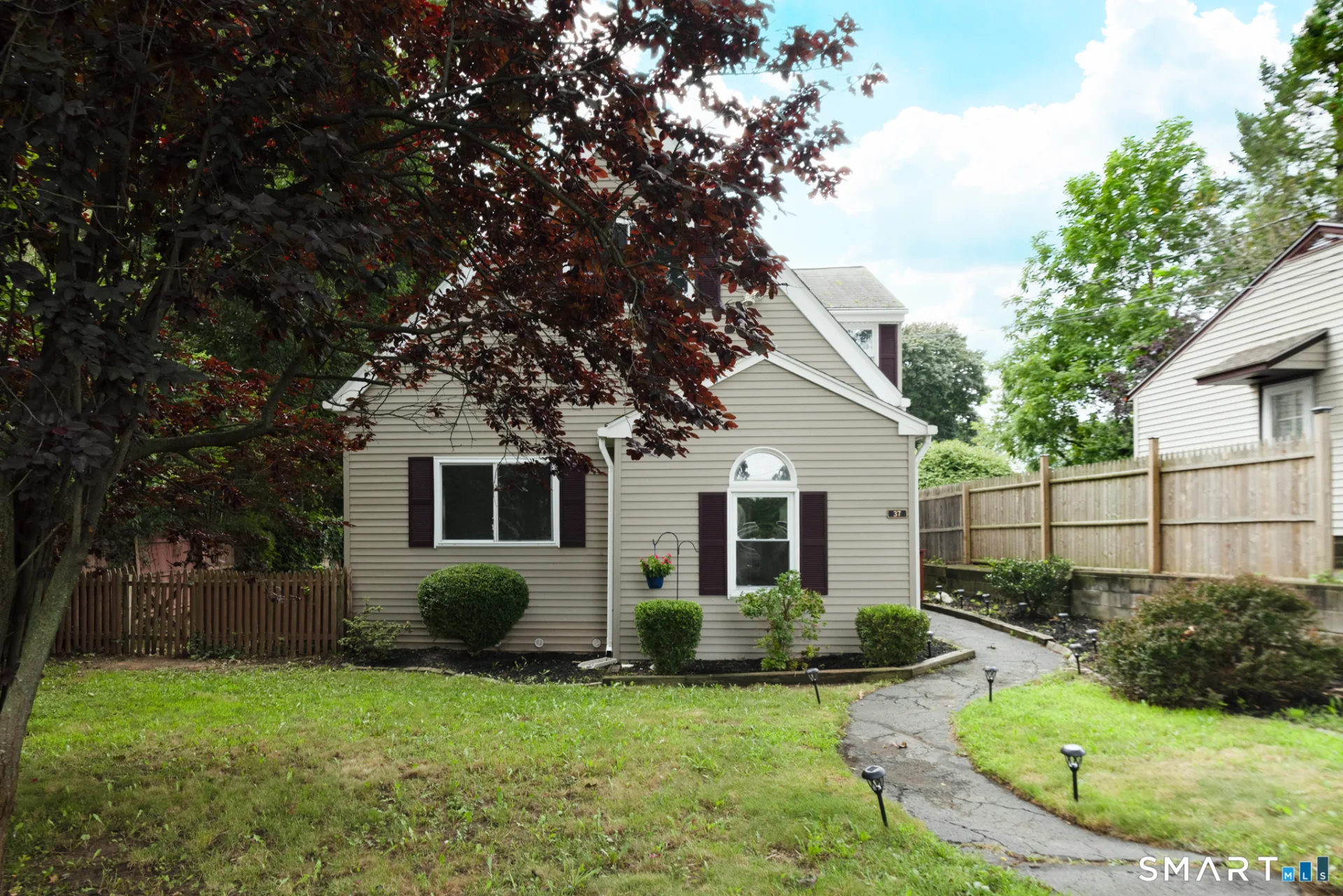 37 Vine Street, Milford, CT