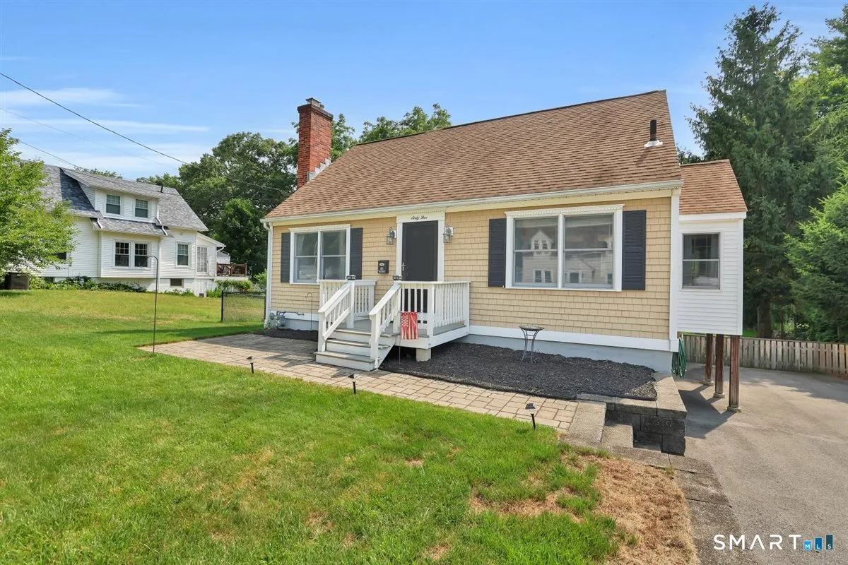 65 Doane Street, Manchester, CT