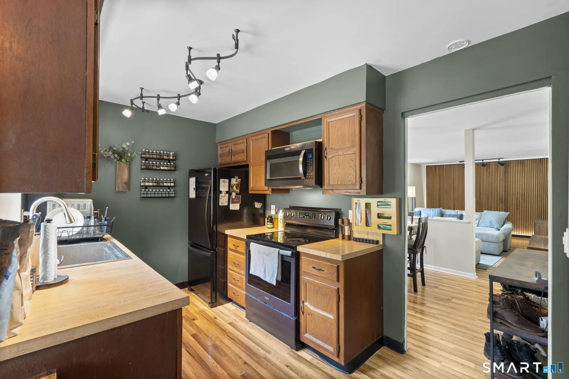 536 Swanson Crescent #536, Milford, CT