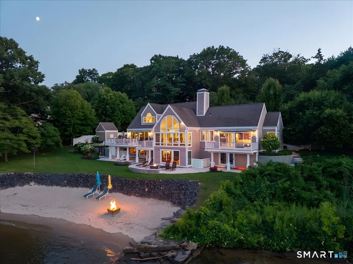409 River Road, Deep River, CT