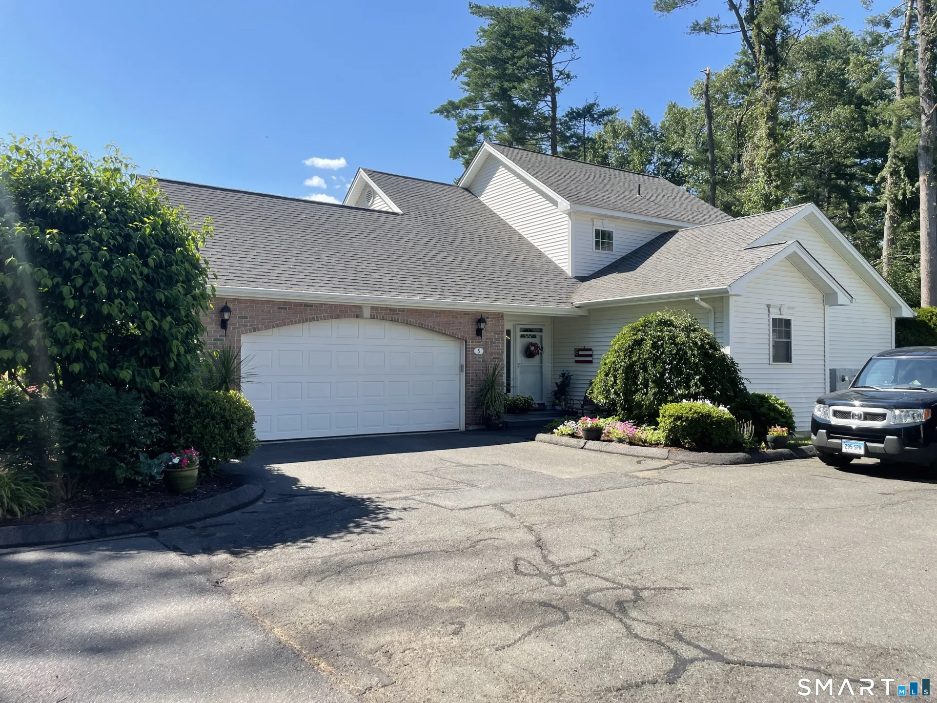15 West Pine Way #5, Plainville, CT