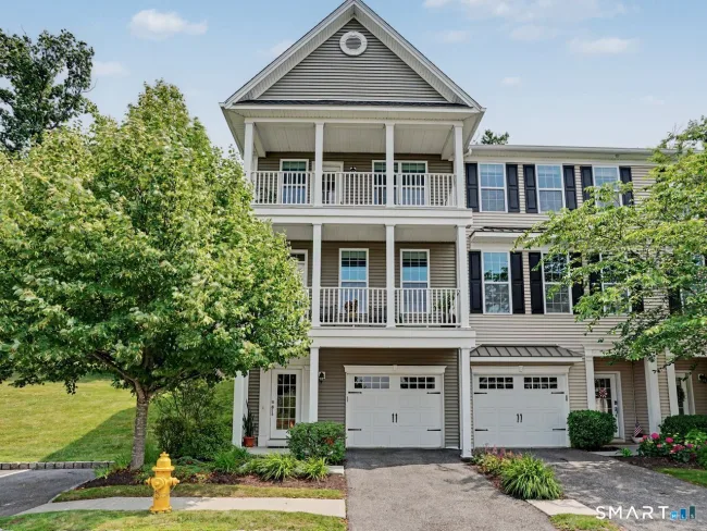 64 Warrington Round #64, Danbury, CT