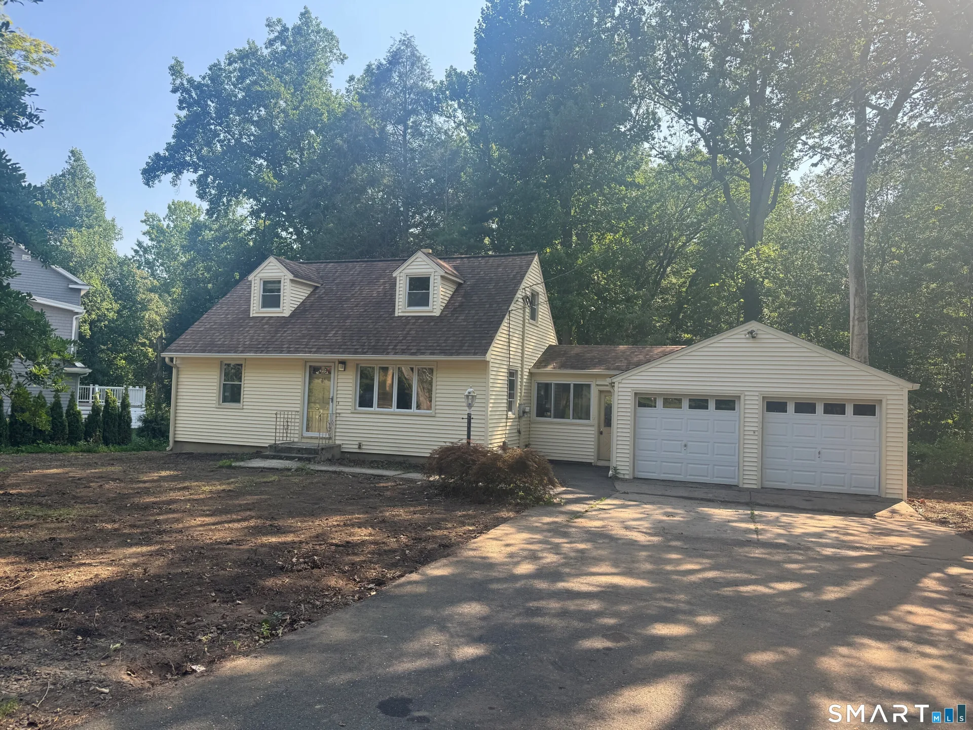 225 Winnepoge Drive, Fairfield, CT