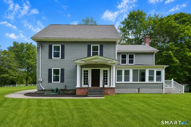 82 Greenwoods Road