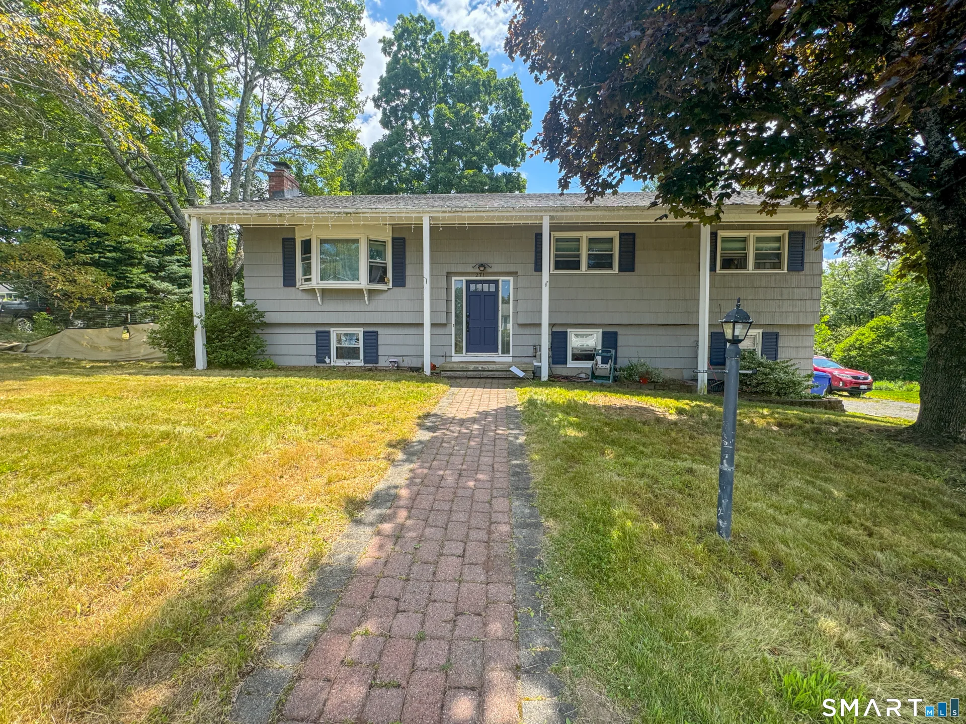 271 Meadowview Drive, Torrington, CT