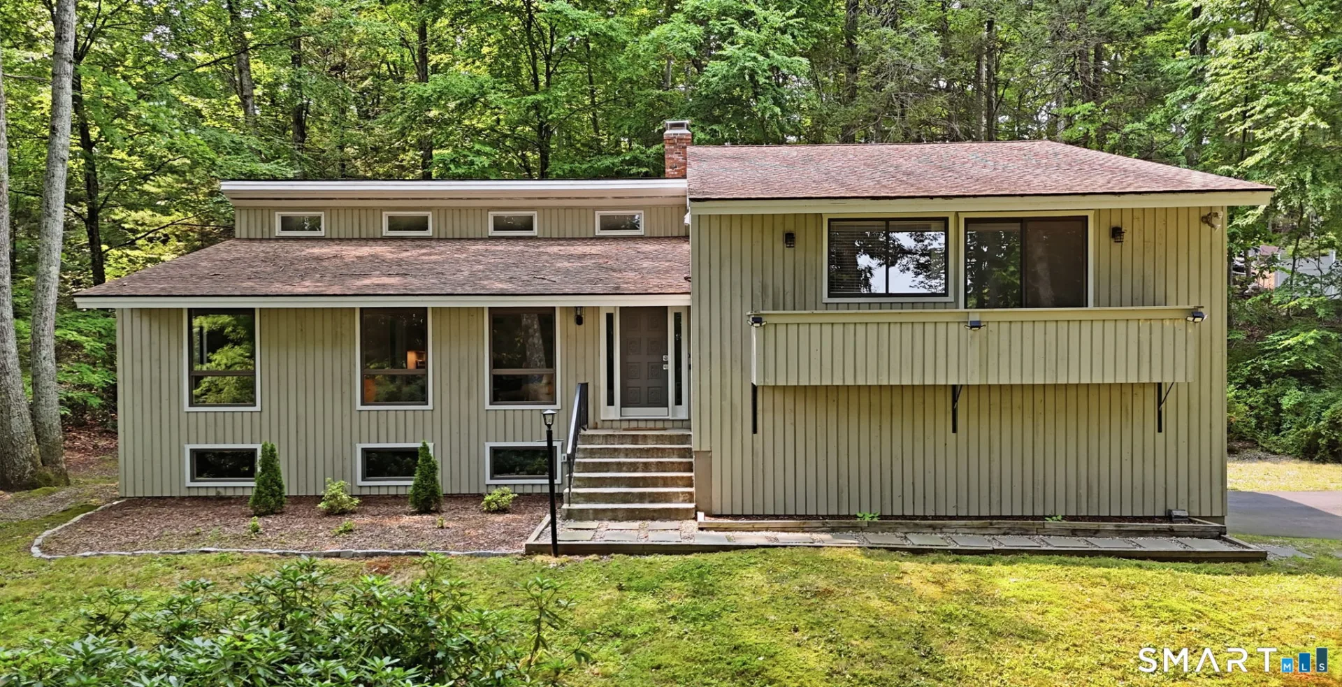 21 Hemlock Lane, Avon, CT