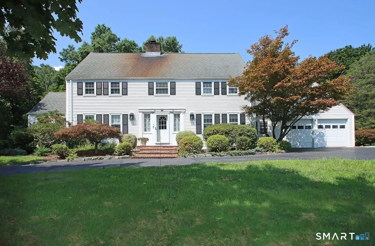 1670 Hartford Turnpike, North Haven, CT