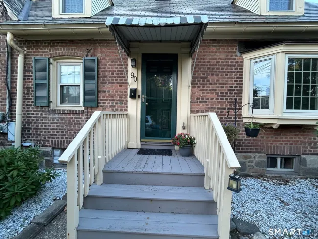 90 Sims Street