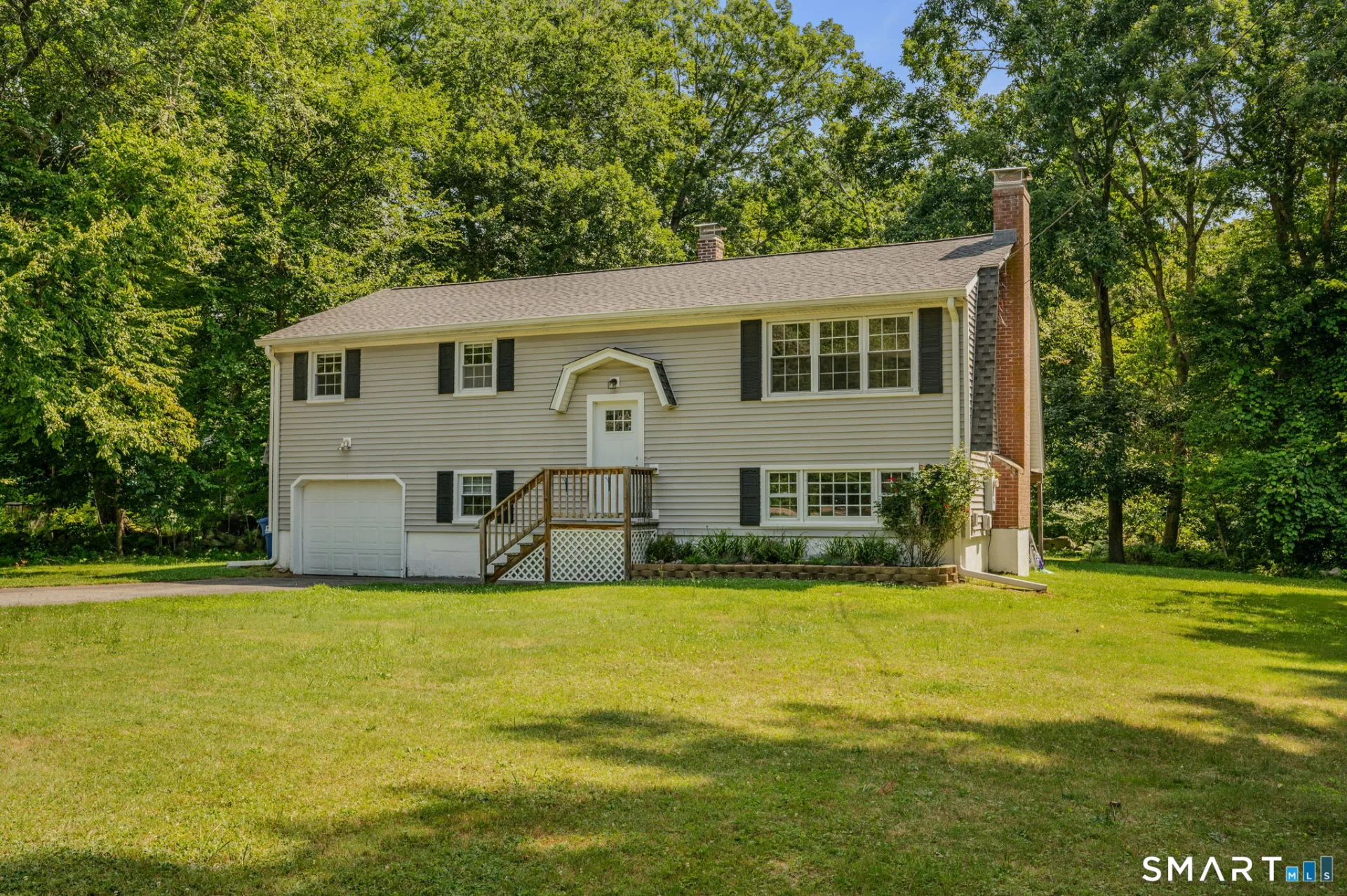 5 Partridge Hollow Road, Ledyard, CT