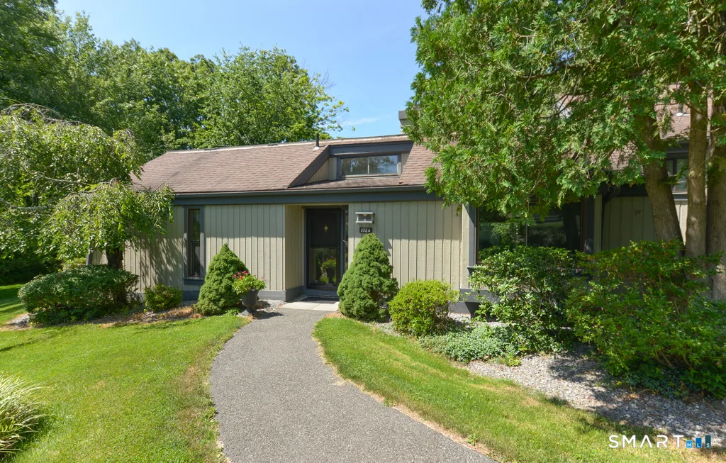 895 Heritage Village #A, Southbury, CT