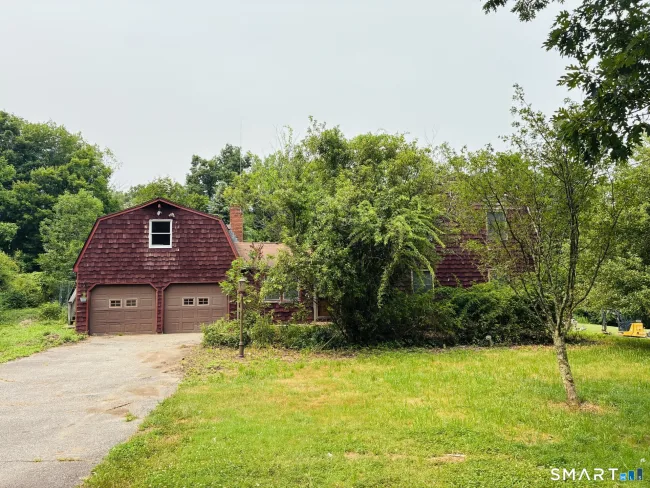 319 Lebanon Avenue