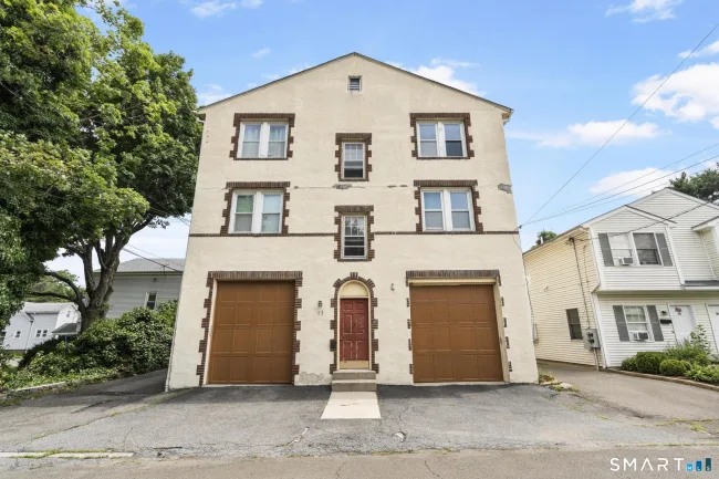 11 Columbus Avenue, Greenwich, CT