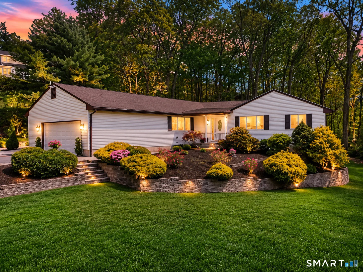 6 Rivercove Drive, Cromwell, CT